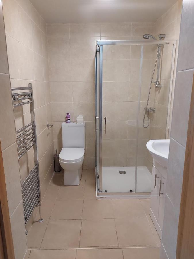Red Door Townhouse Apartman Galway Kültér fotó